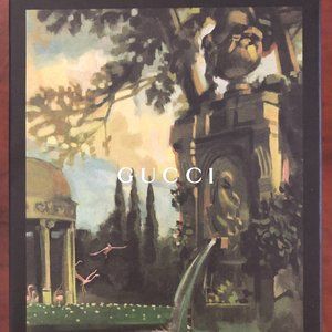 Authentic Gucci Art Box 6"x5" and Art Bag Excellent Condition Empty